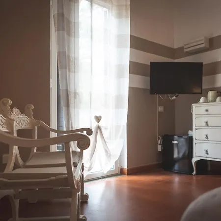Podere San Filippo B&b-apartment-pet Friendly-rent Bike And Bike Friendly 3* ביבונה