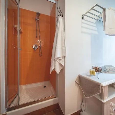 Podere San Filippo B&b-apartment-pet Friendly-rent Bike And Bike Friendly Bed & Breakfast