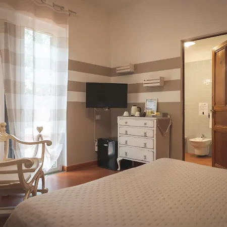 Podere San Filippo B&b-apartment-pet Friendly-rent Bike And Bike Friendly Bed & Breakfast Bibbona