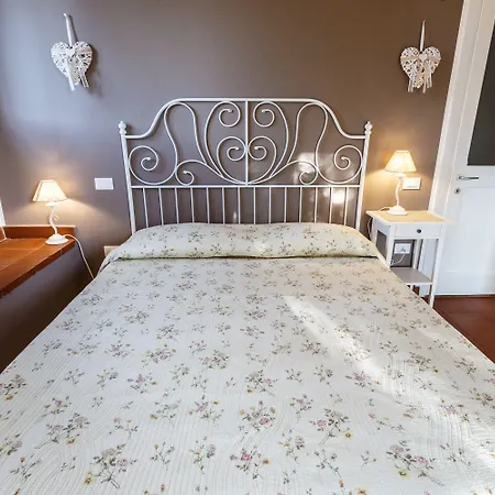 Oda ve Kahvaltı Podere San Filippo B&b-apartment-pet Friendly-bike Friendly